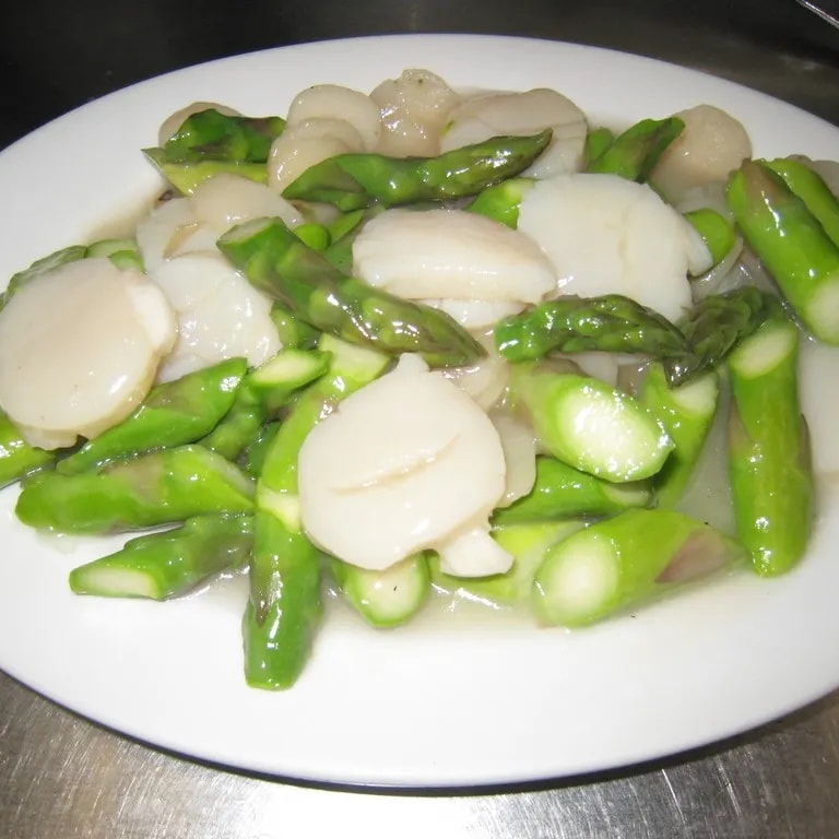 Asparagus with Scallops